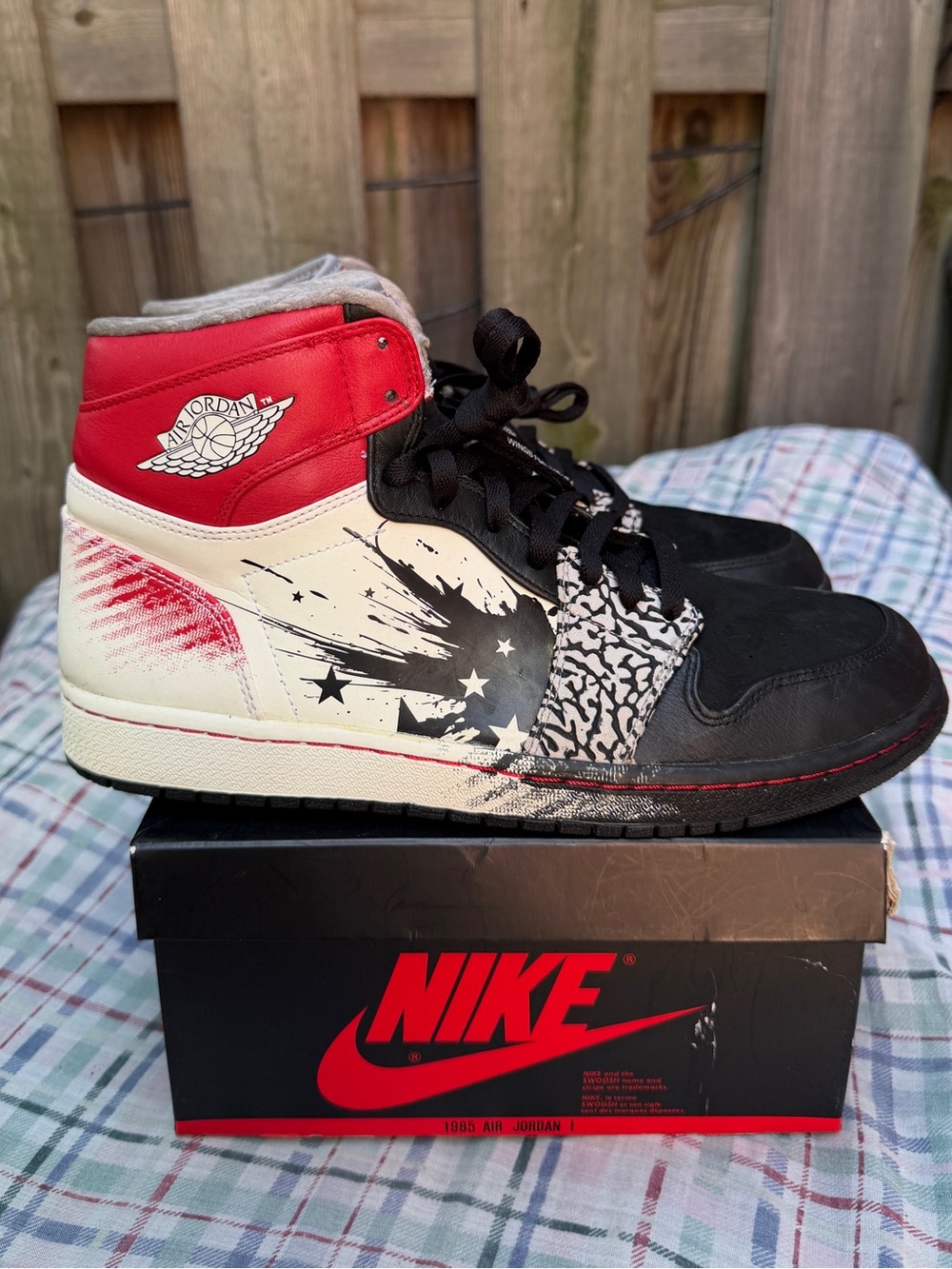 Dave White x Air Jordan 1 Wings Of The Future 
Size 10.5